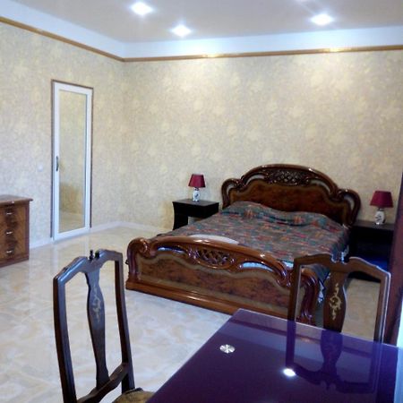 Аппартаменты С Балконом Apartamento Odessa Exterior foto
